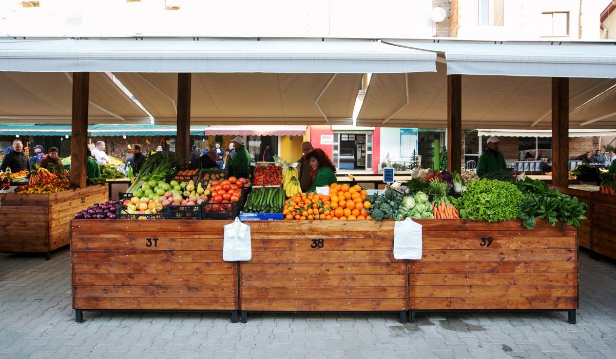 Rritet me 25-40 per qind cmimi i perimeve, mungon prodhimi vendas